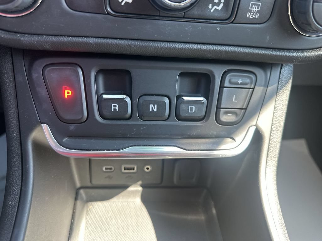 Used 2020 GMC Terrain SLE w/ Driver Convenience Package AWD/4WD image 26