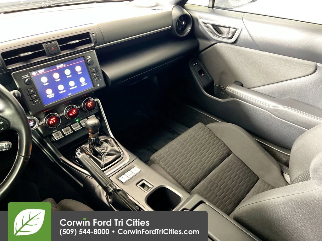 Used 2022 Toyota GR86 Base image 25