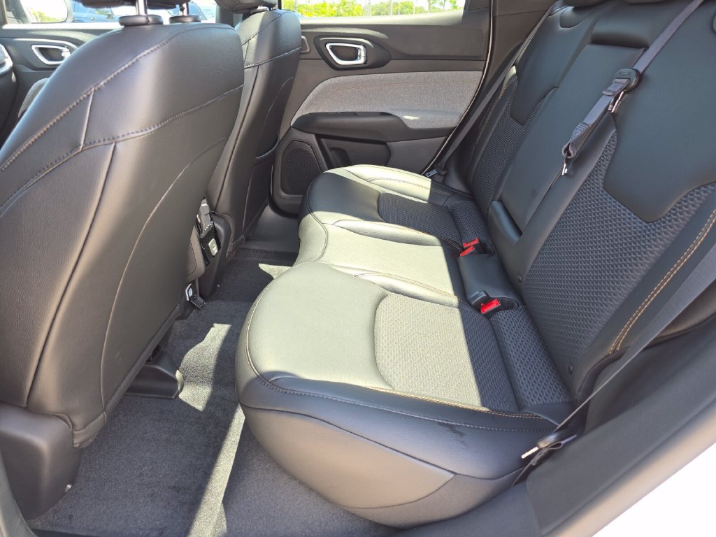 New 2026 Jeep Compass Latitude AWD/4WD image 22