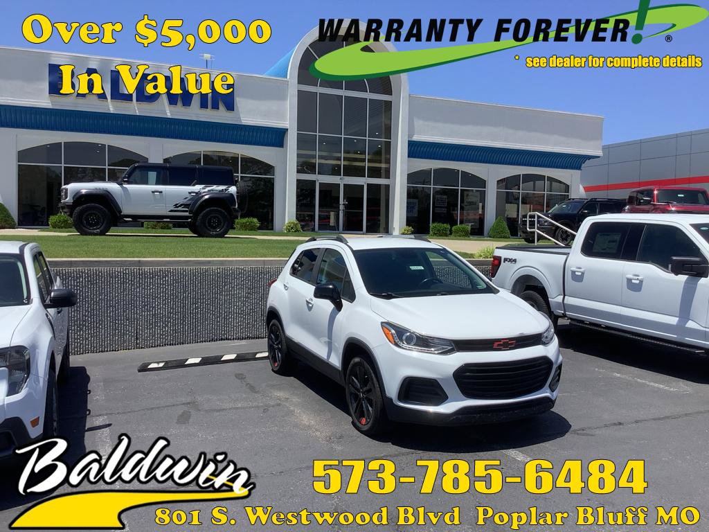 Used 2020 Chevrolet Trax LT w/ Redline Edition AWD/4WD image 1