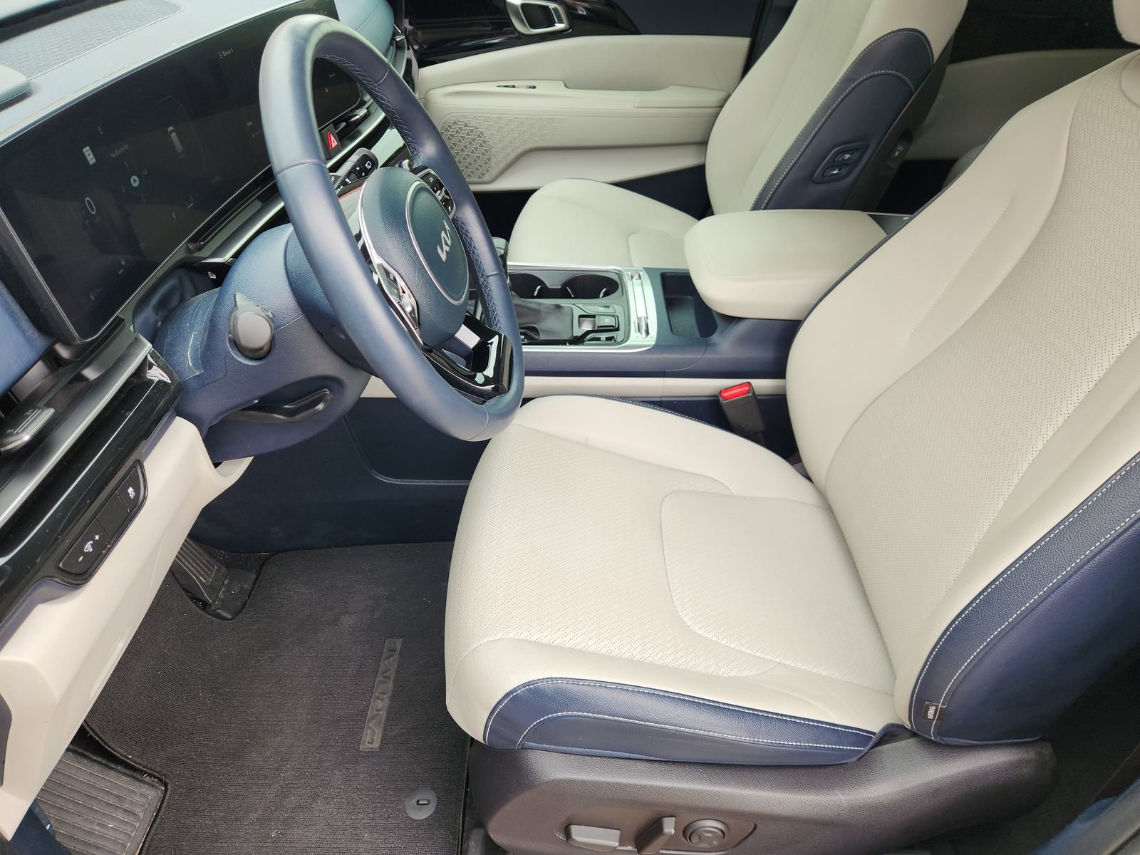Used 2025 Kia Carnival SX Prestige FWD image 16
