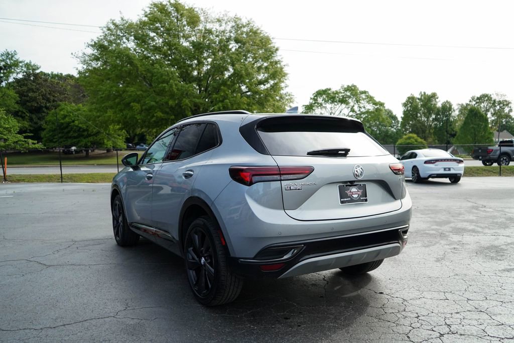 Used 2023 Buick Envision Essence FWD image 3