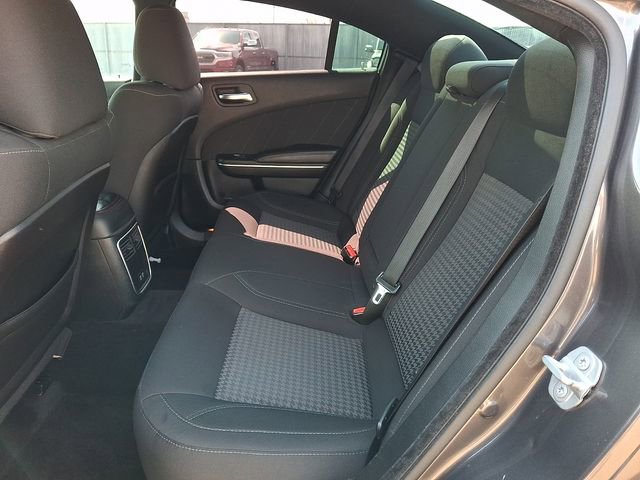 Used 2018 Dodge Charger R/T w/ Navigation & Travel Group image 10