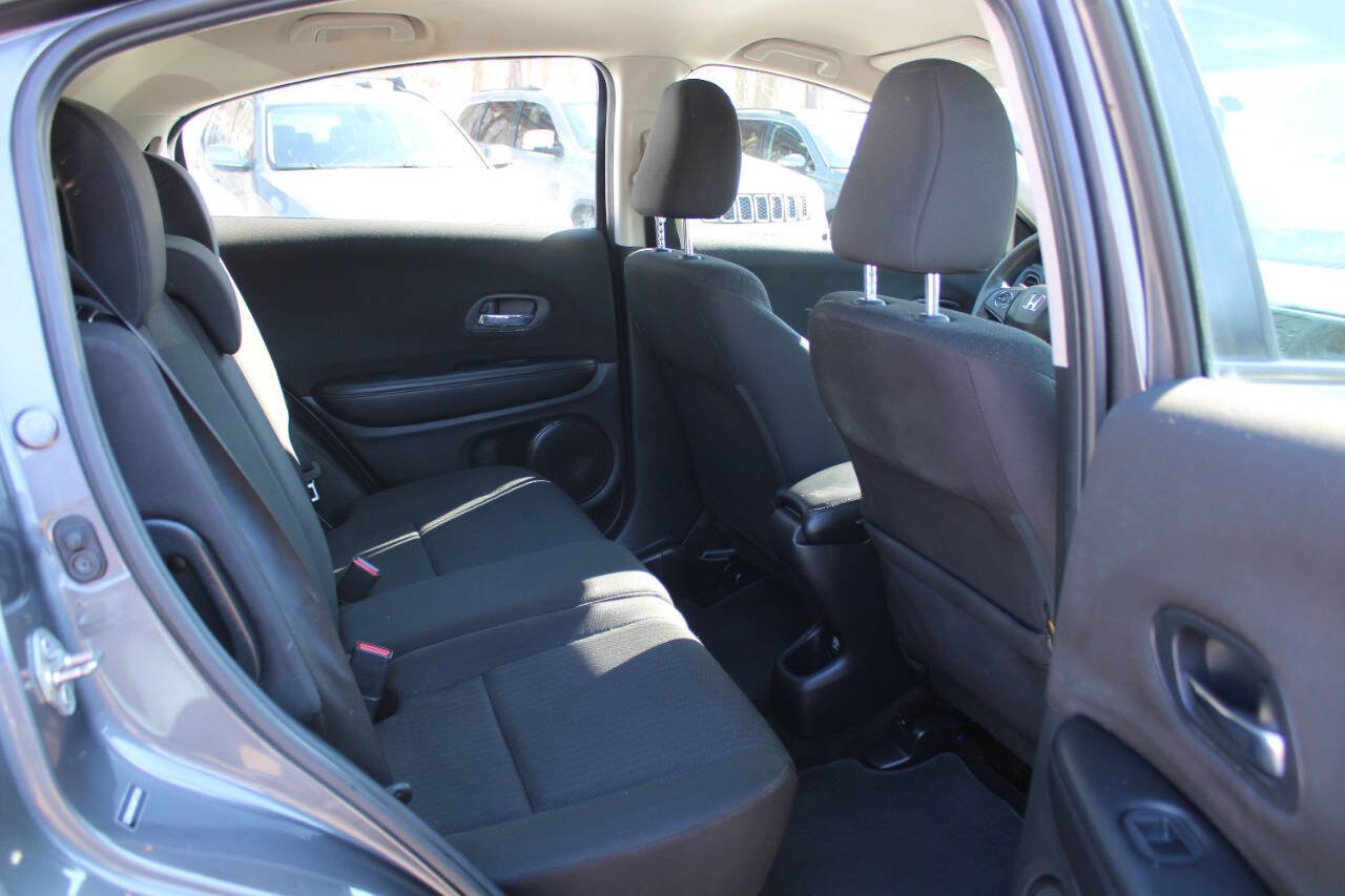 Used 2016 Honda HR-V LX image 27