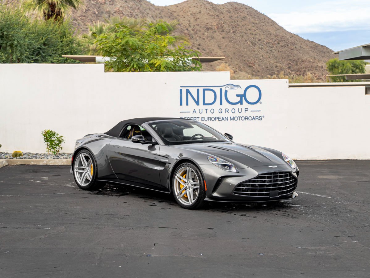 Used 2026 Aston Martin V8 Vantage Convertible RWD image 6