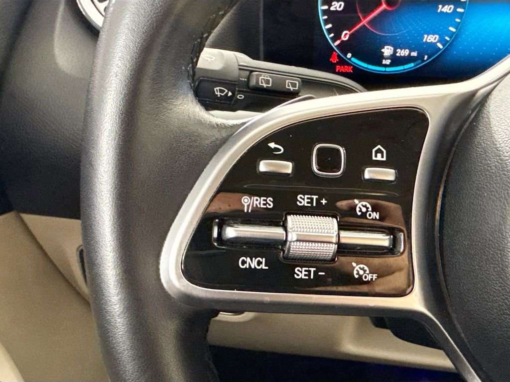 Certified 2023 Mercedes-Benz GLA 250 image 11