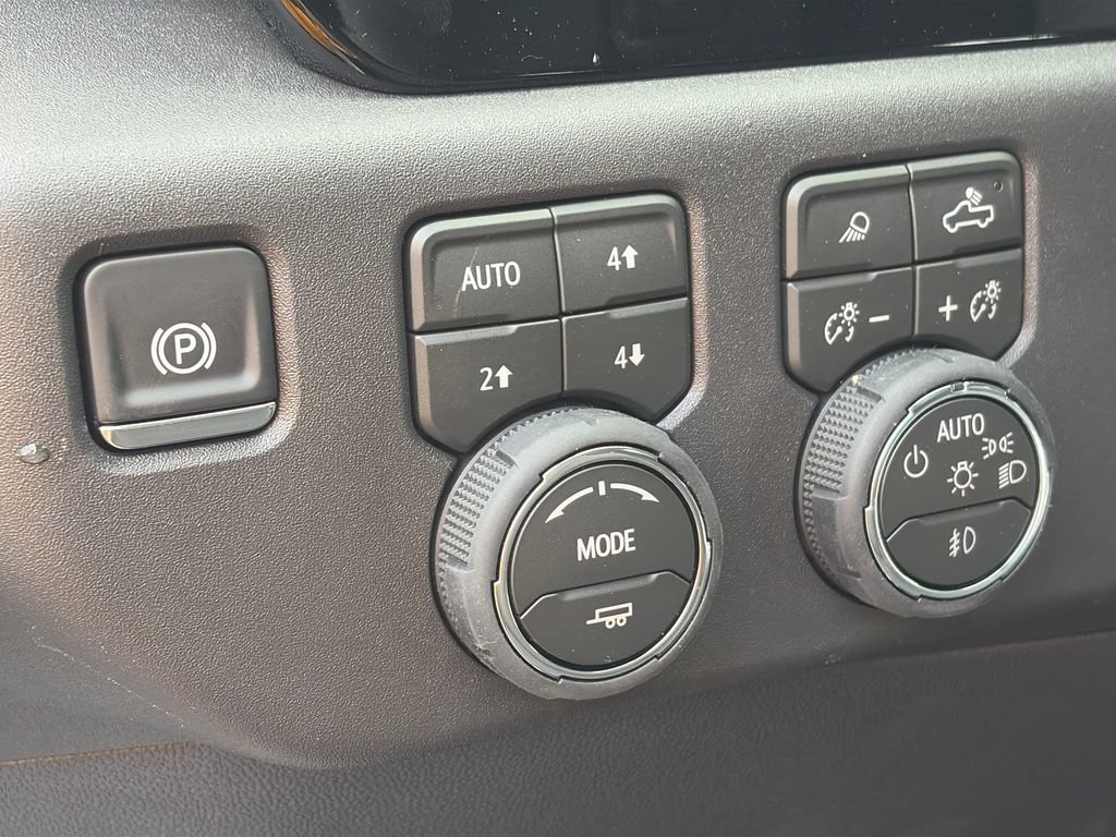 New 2026 Chevrolet Silverado 1500 RST w/ RST All Star Premium Package AWD/4WD image 18