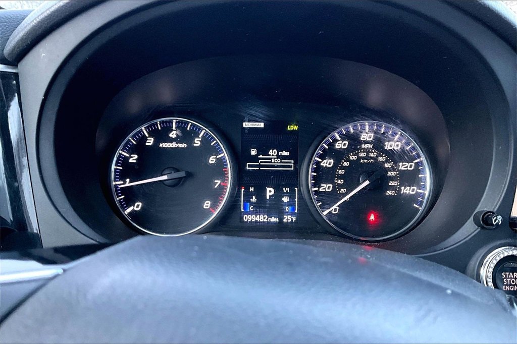 Used 2020 Mitsubishi Outlander SE image 18