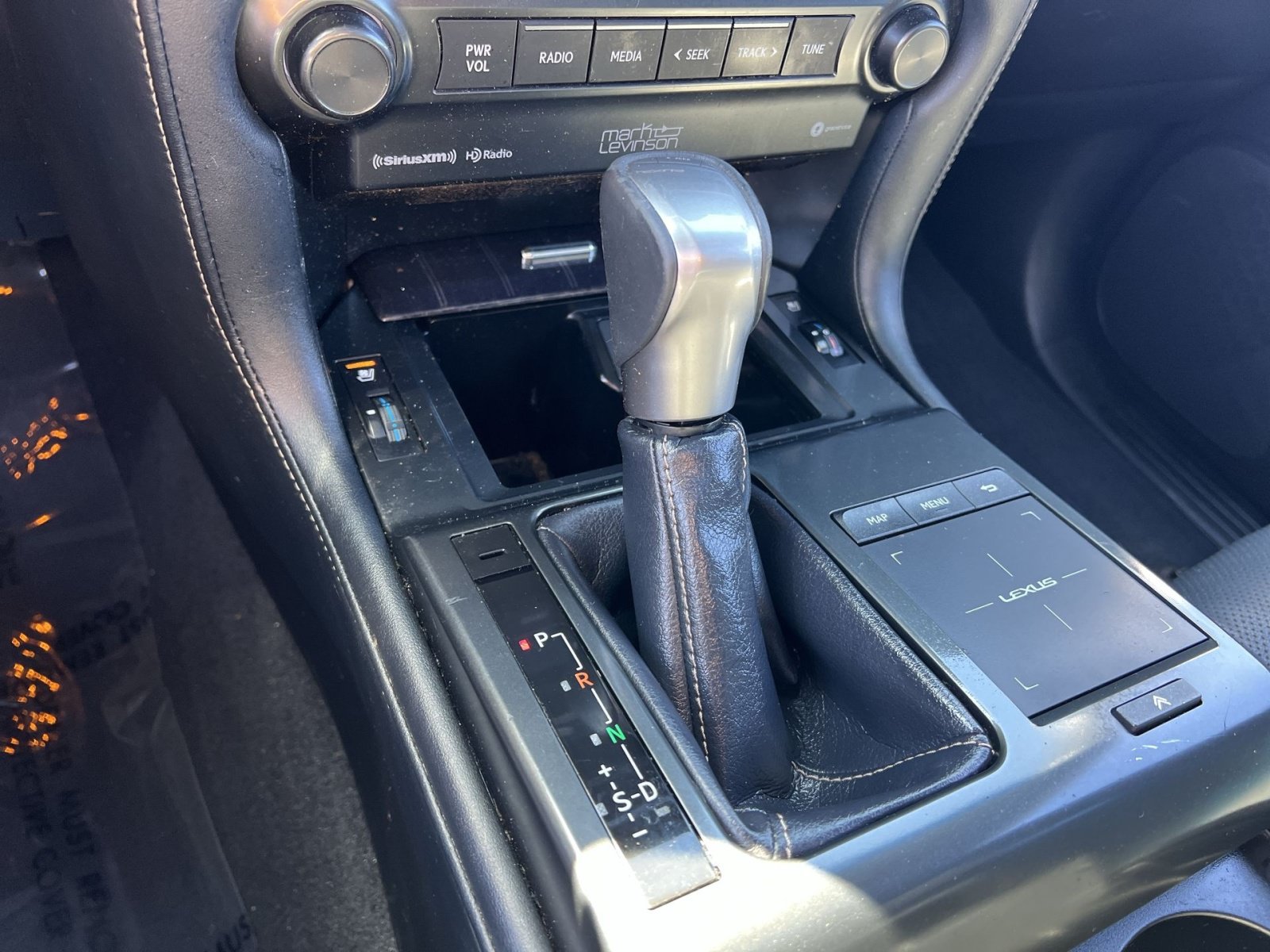 Used 2022 Lexus GX 460 Premium w/ Premium Plus Package AWD/4WD image 22
