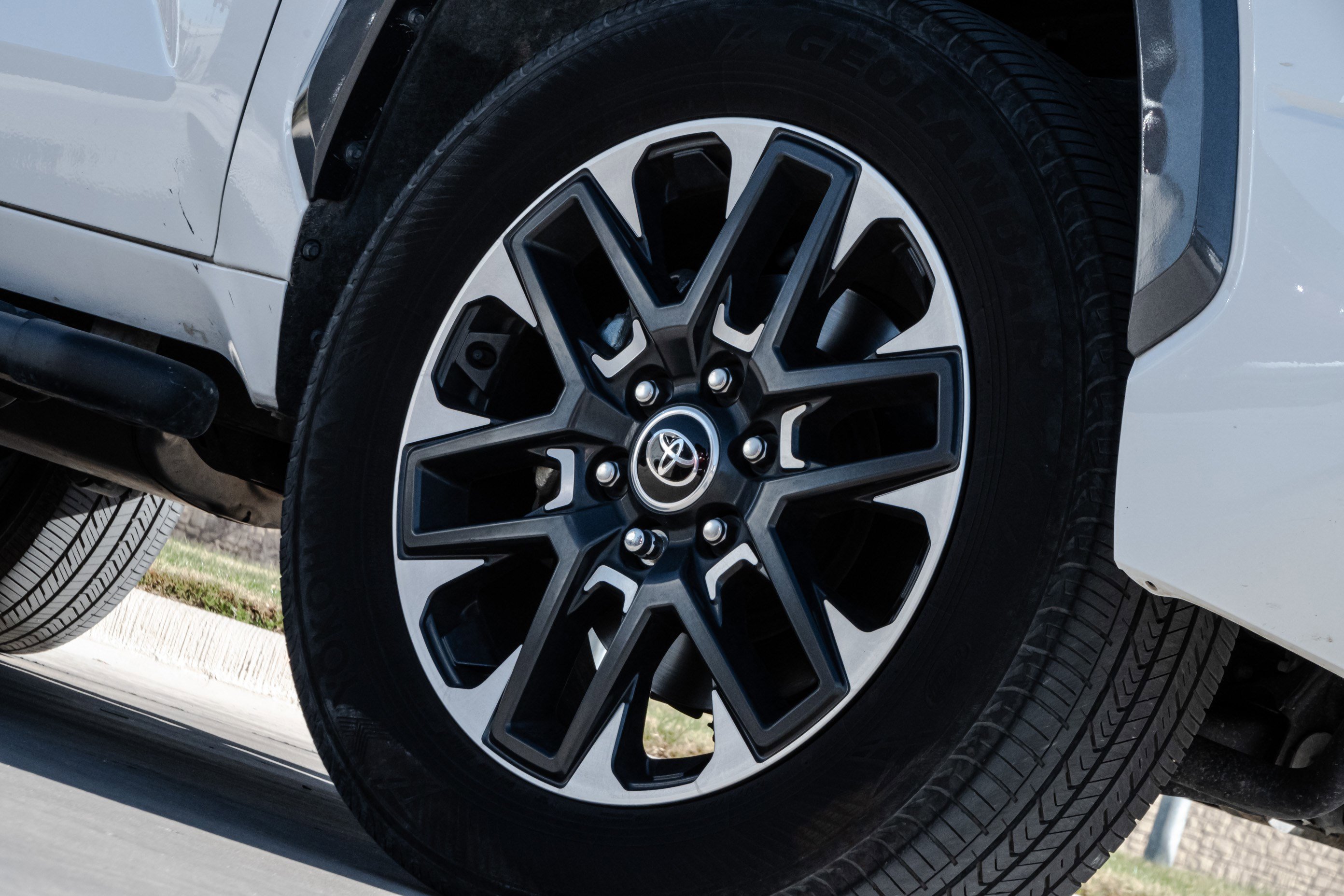 Used 2024 Toyota Tundra Limited image 9