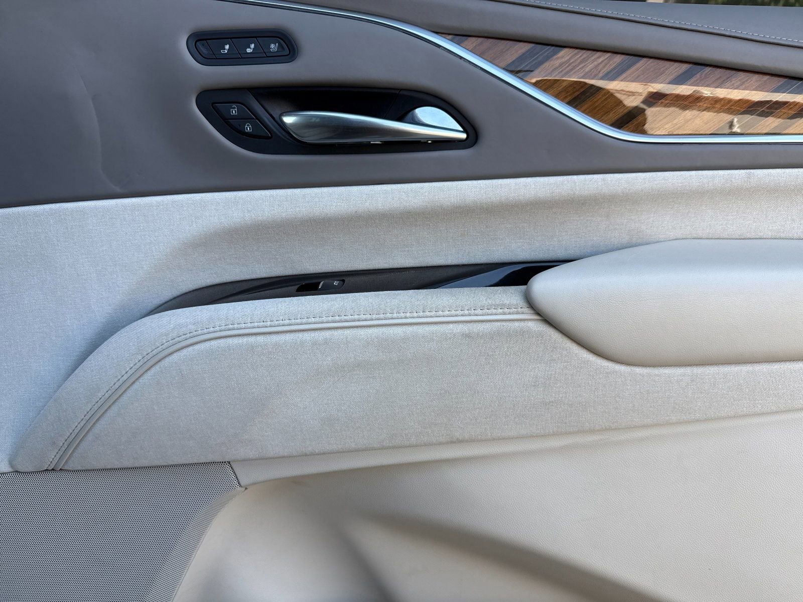 Used 2021 Cadillac Escalade Sport Platinum image 21