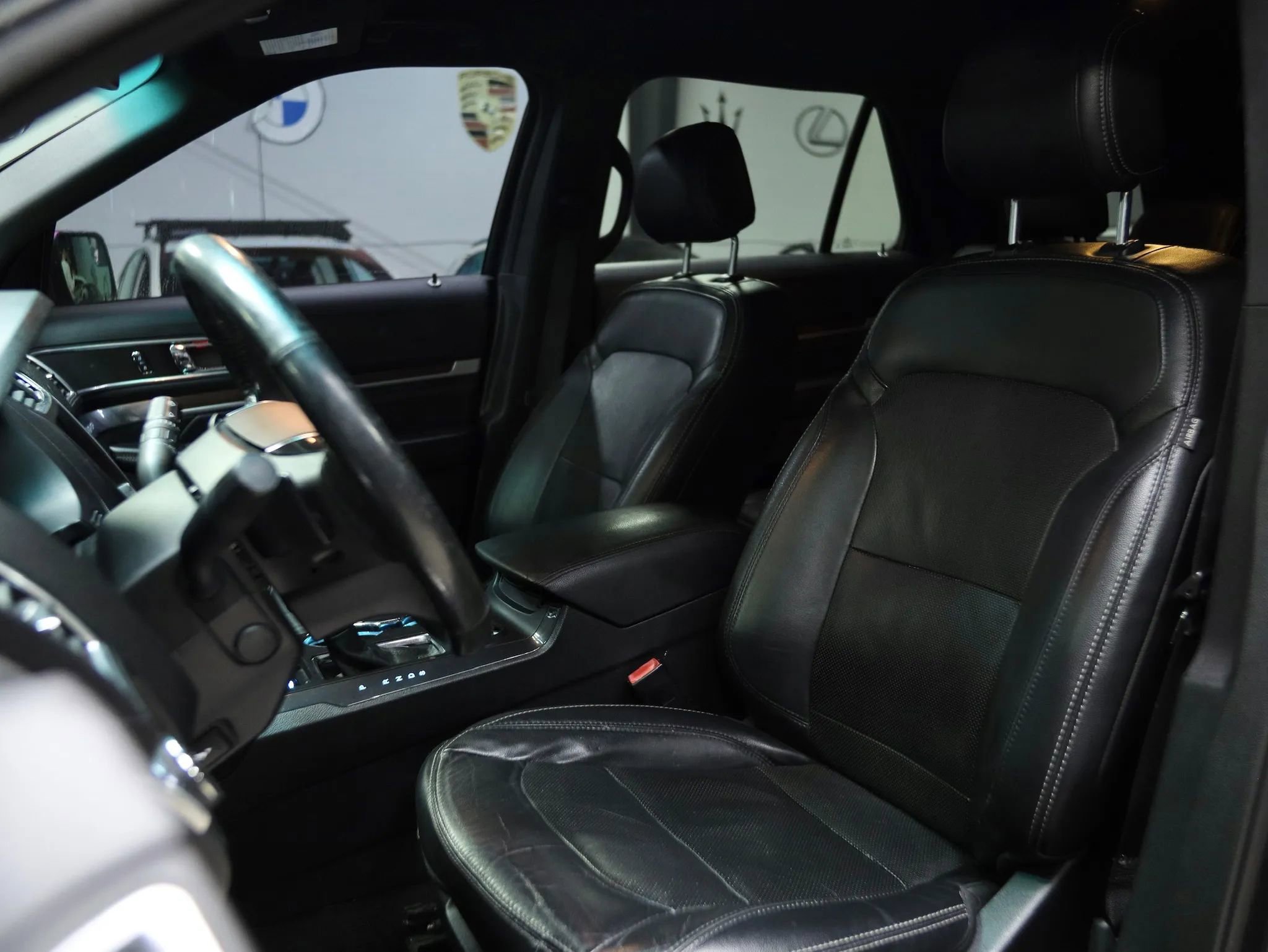 Used 2016 Ford Explorer Limited image 20