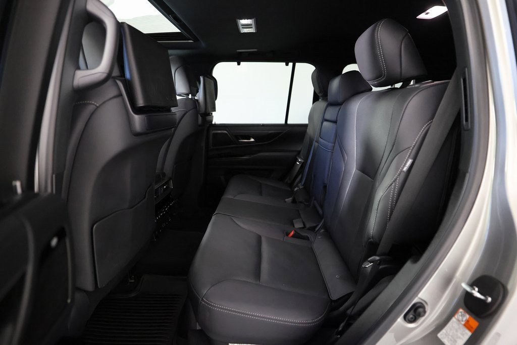 Used 2024 Lexus LX 600 4WD w/ Appearance Package image 19