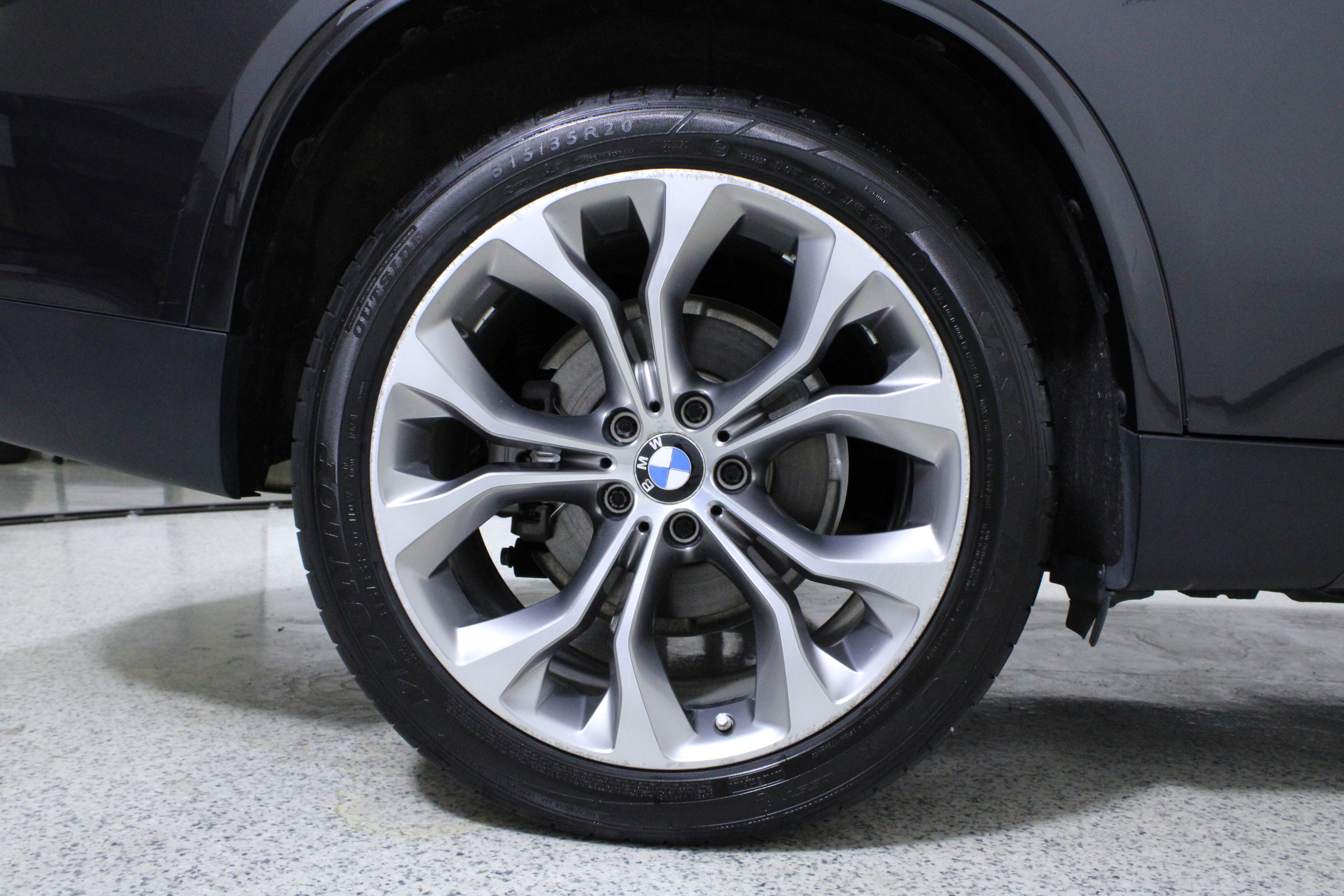 Used 2017 BMW X5 xDrive40e image 8