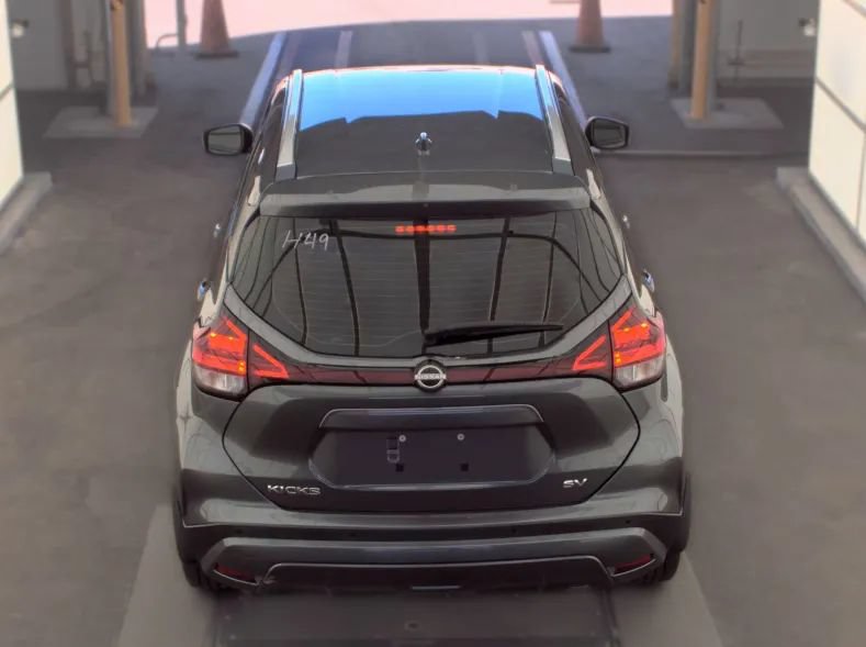 Used 2023 Nissan Kicks SV FWD image 4