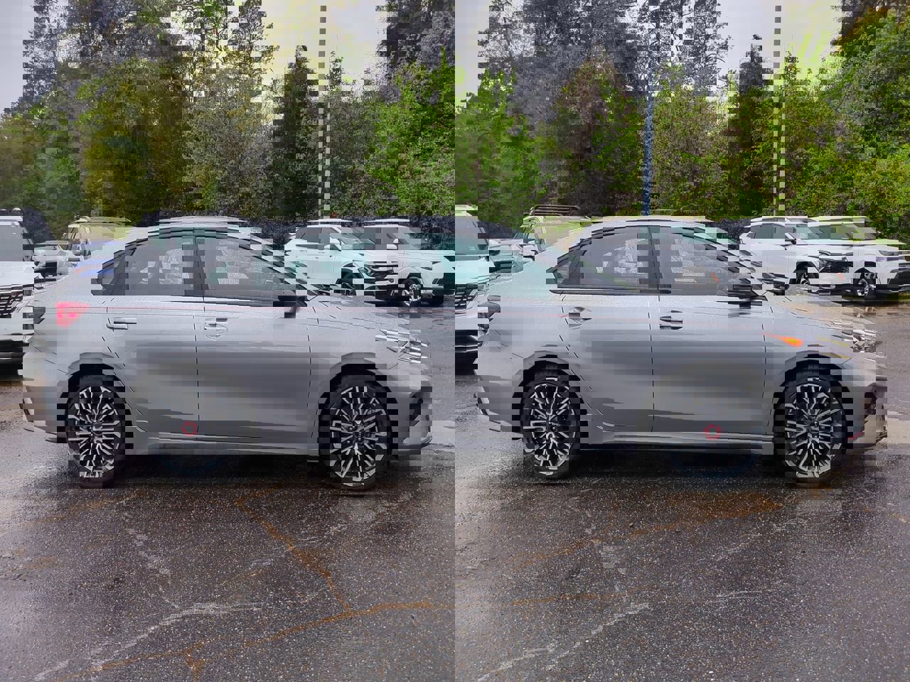 Certified 2024 Kia Forte GT w/ GT2 Package FWD image 4