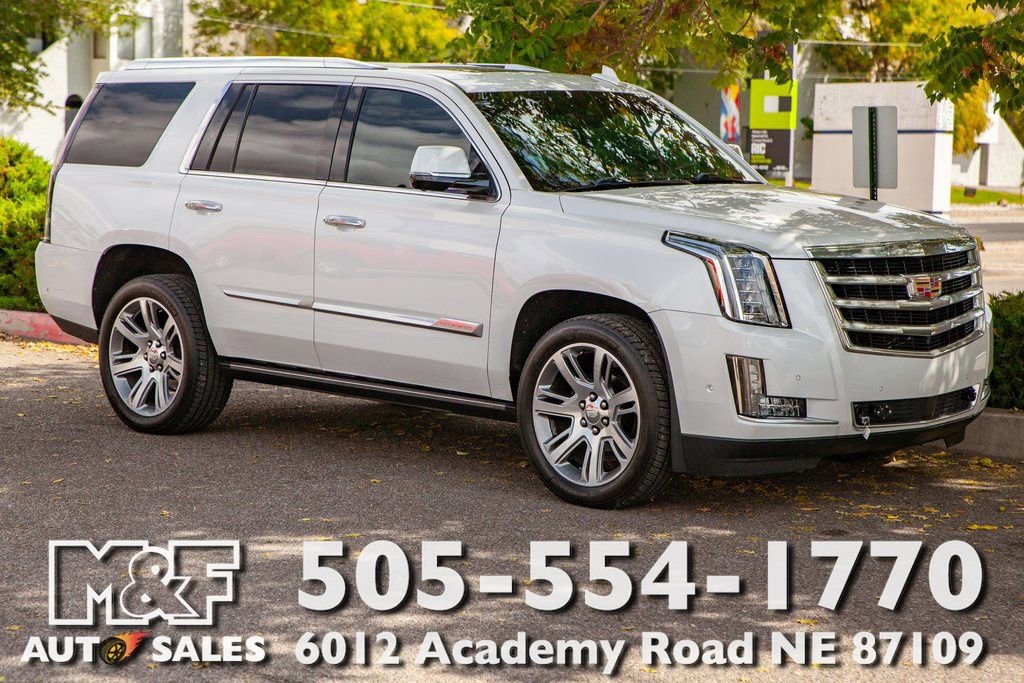 Used 2020 Cadillac Escalade Premium Luxury image 1