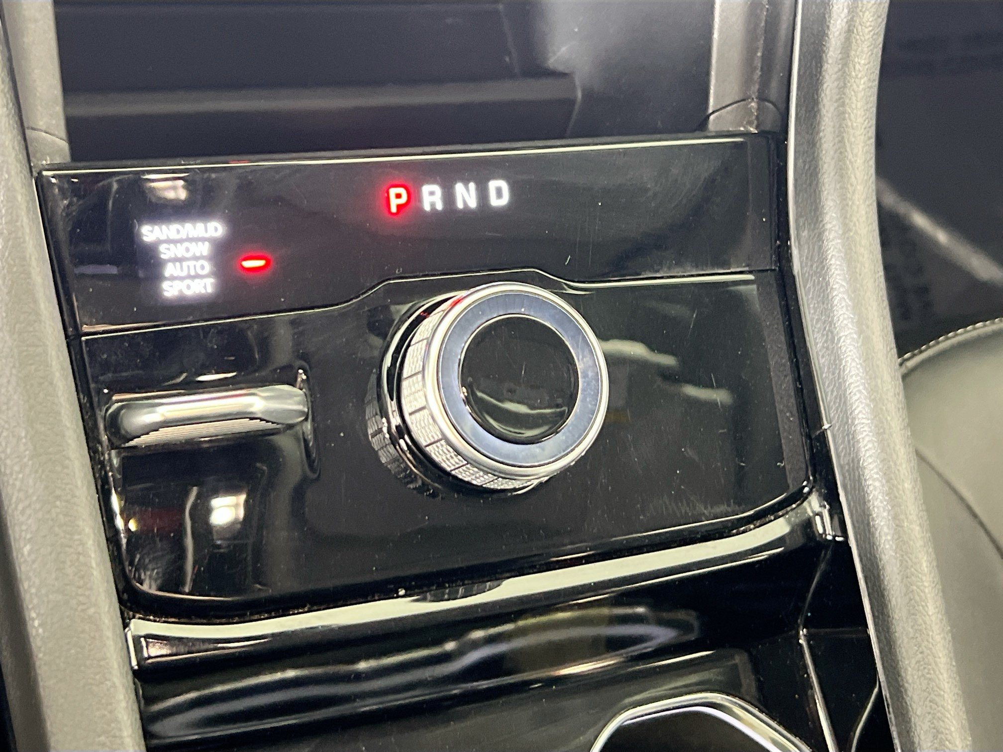 Used 2023 Jeep Grand Cherokee Limited AWD/4WD image 17