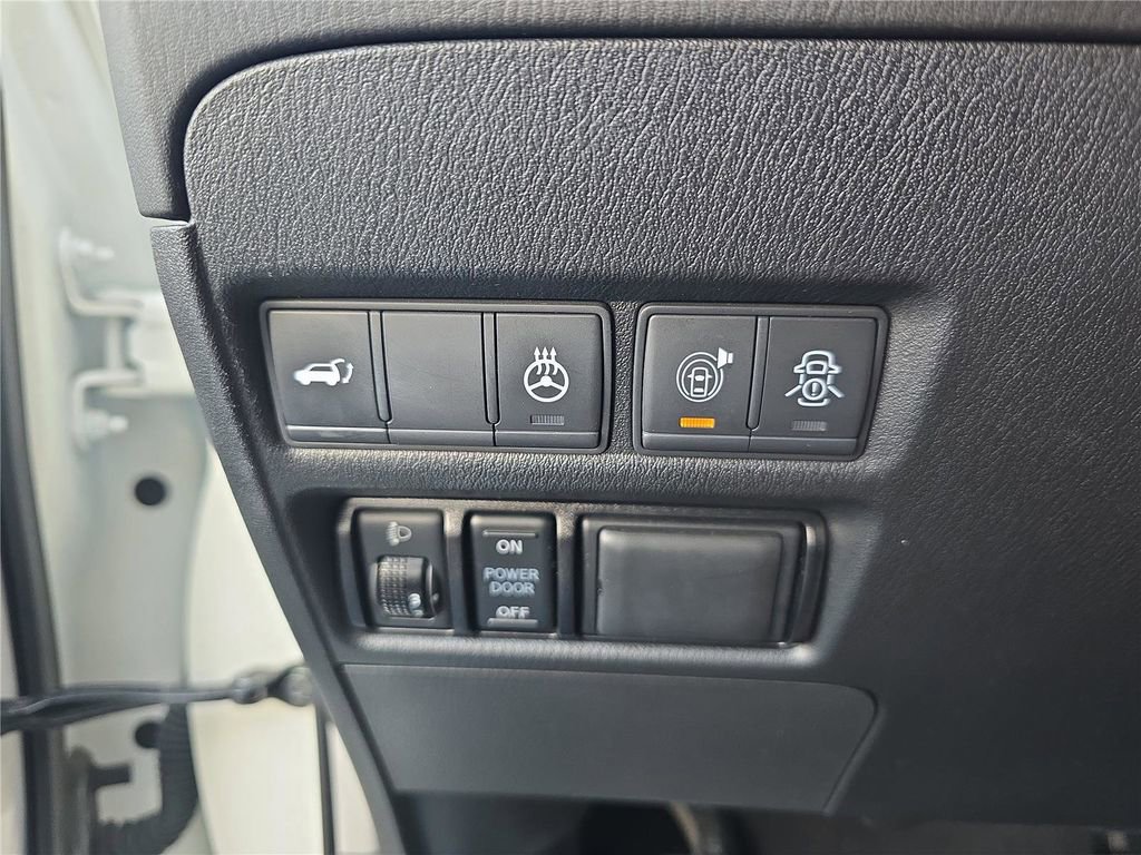 Used 2019 Nissan Armada Platinum w/ Captain's Chairs Package AWD/4WD image 32
