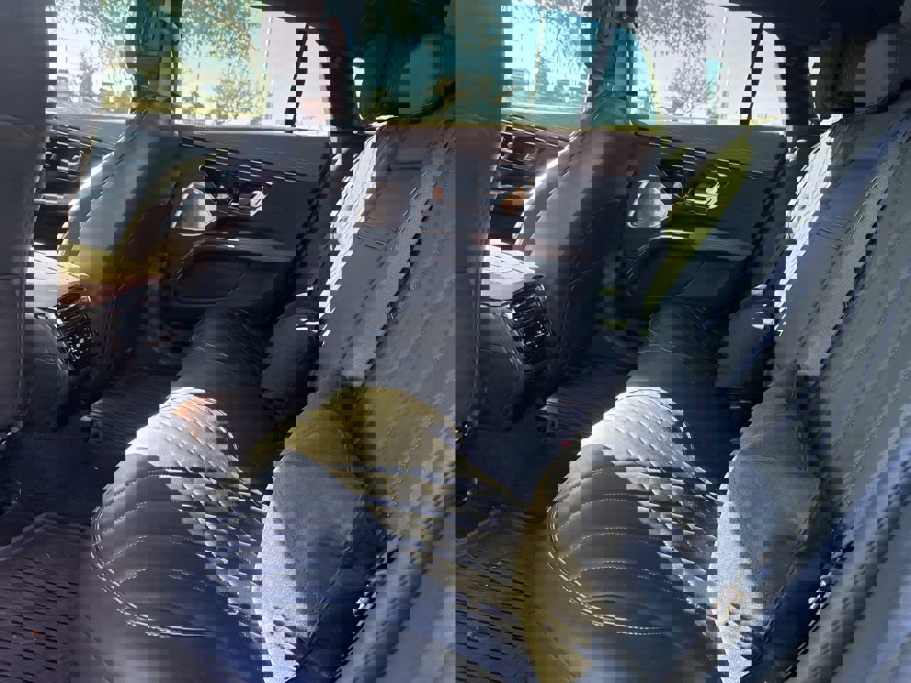 Used 2022 Mercedes-Benz EQS 580 4MATIC Sedan image 8