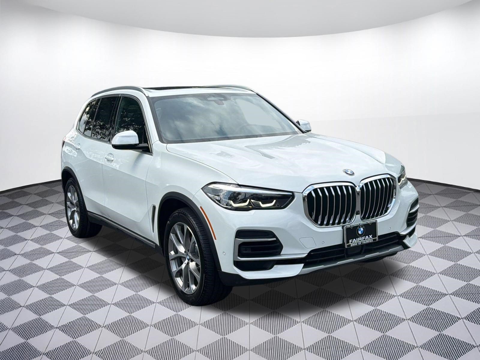 Used 2022 BMW X5 xDrive40i AWD/4WD image 7