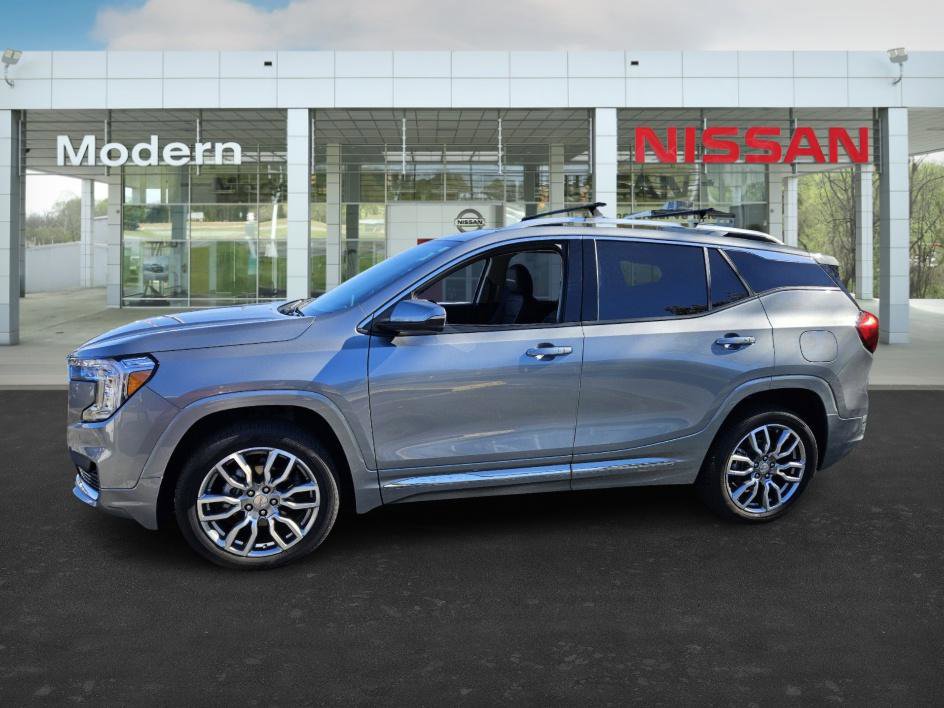 Used 2024 GMC Terrain Denali video 1