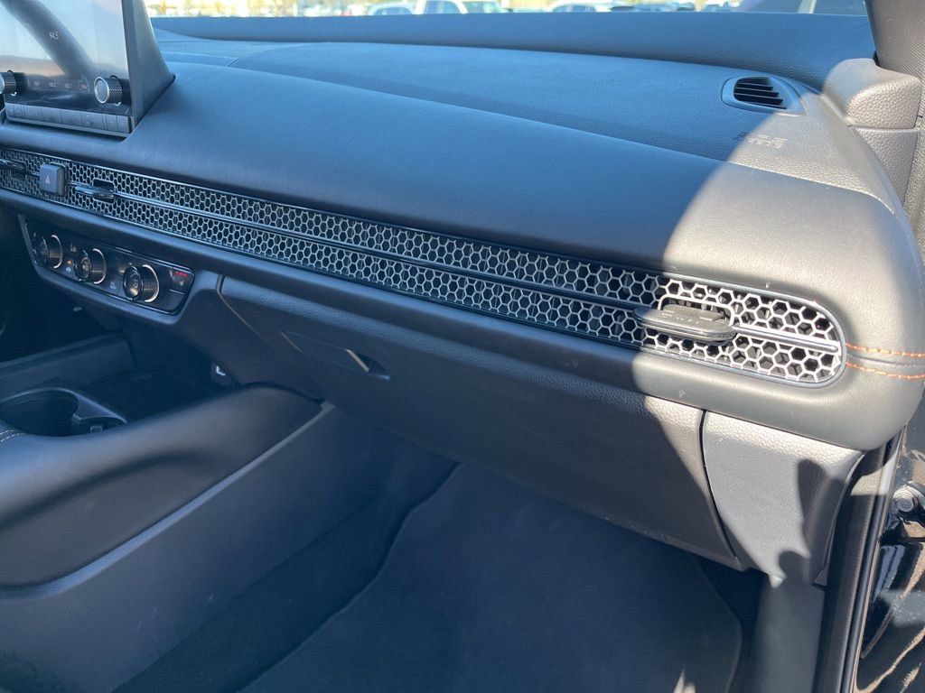 Certified 2023 Honda HR-V Sport image 27