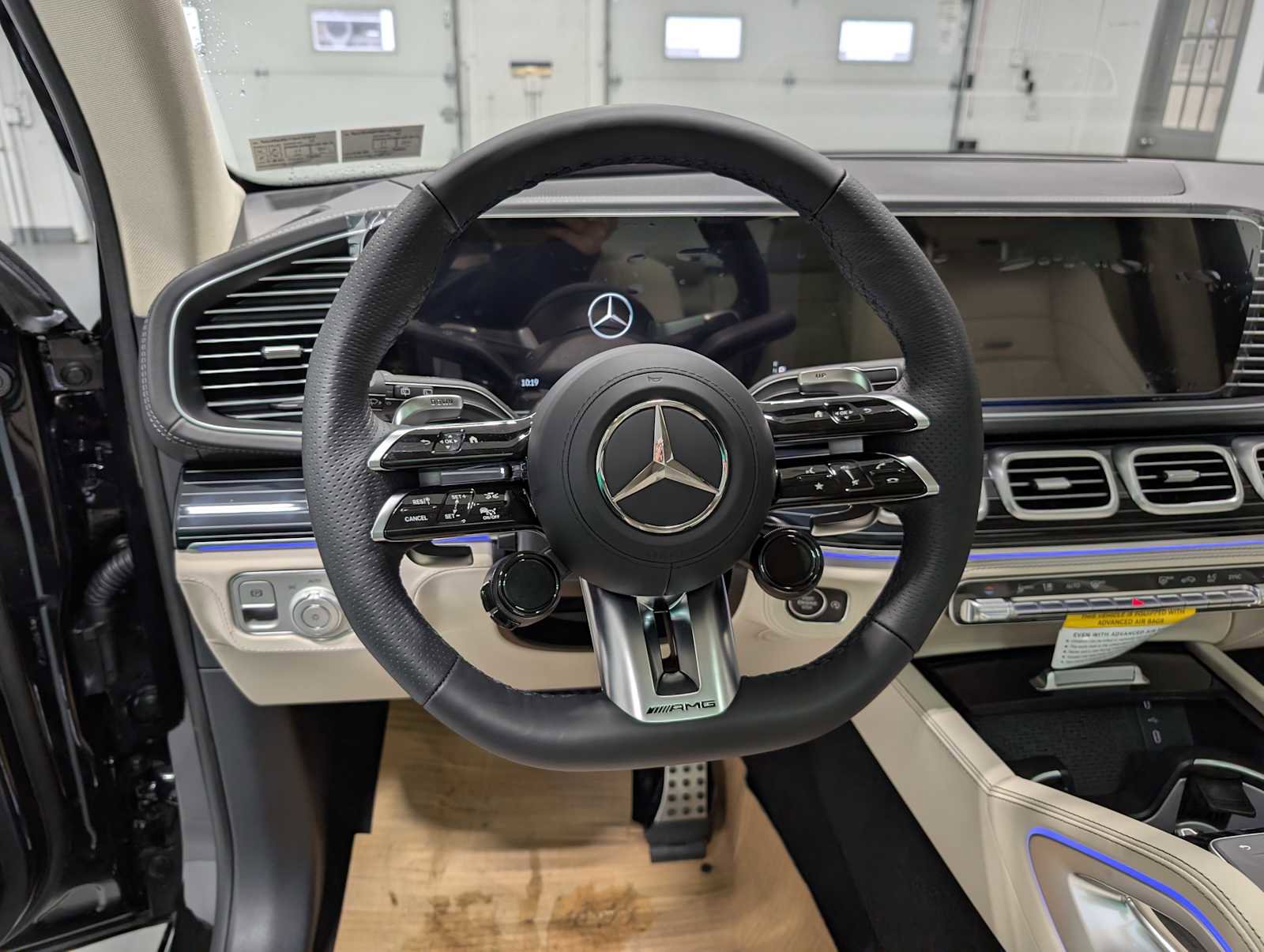 New 2026 Mercedes-Benz GLE 53 AMG 4MATIC image 32