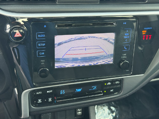 Used 2019 Toyota Corolla LE FWD image 24