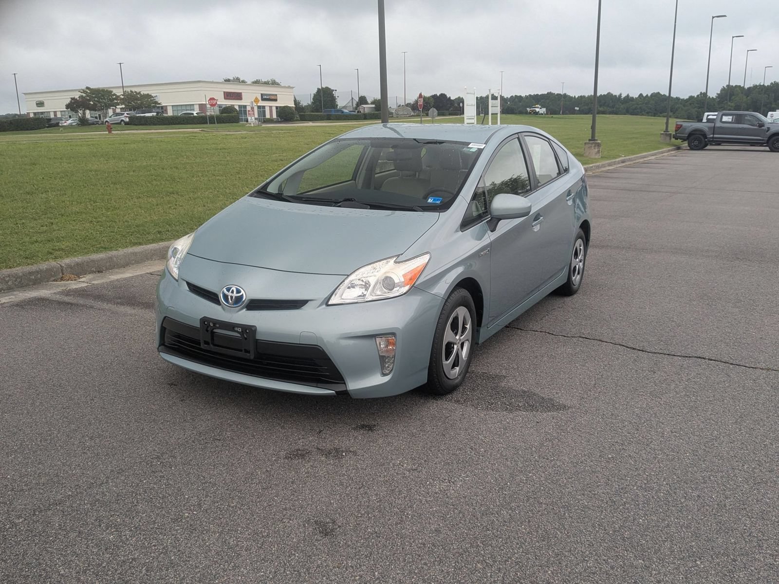 Used 2015 Toyota Prius Two FWD image 7