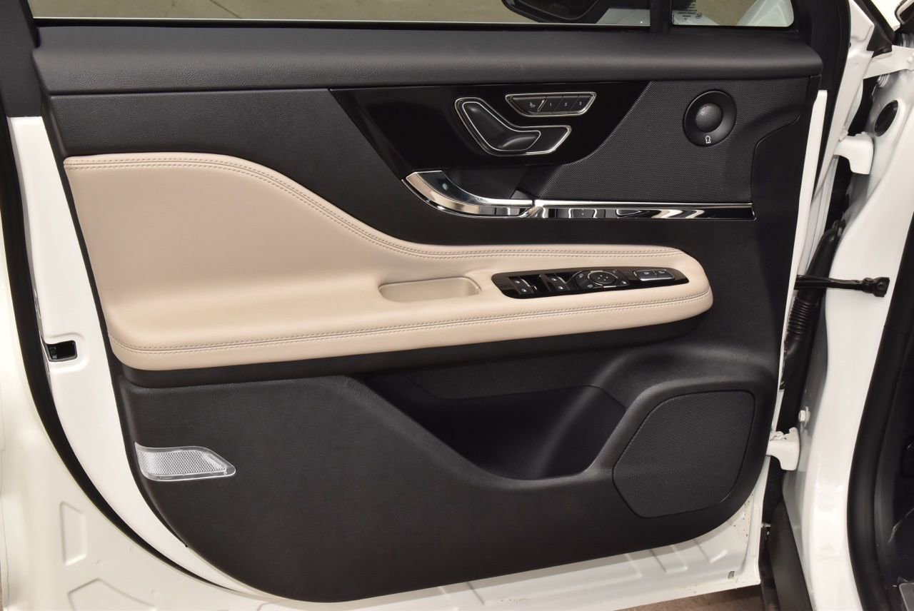 New 2026 Lincoln Corsair Reserve FWD image 35