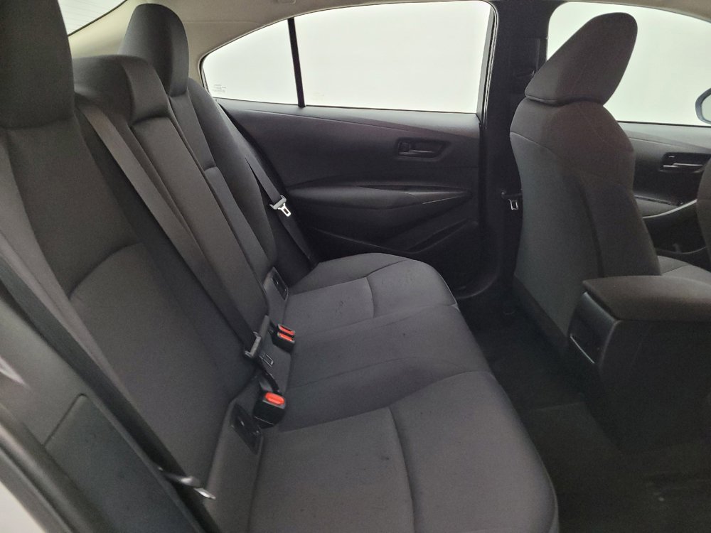 Used 2022 Toyota Corolla LE FWD image 19
