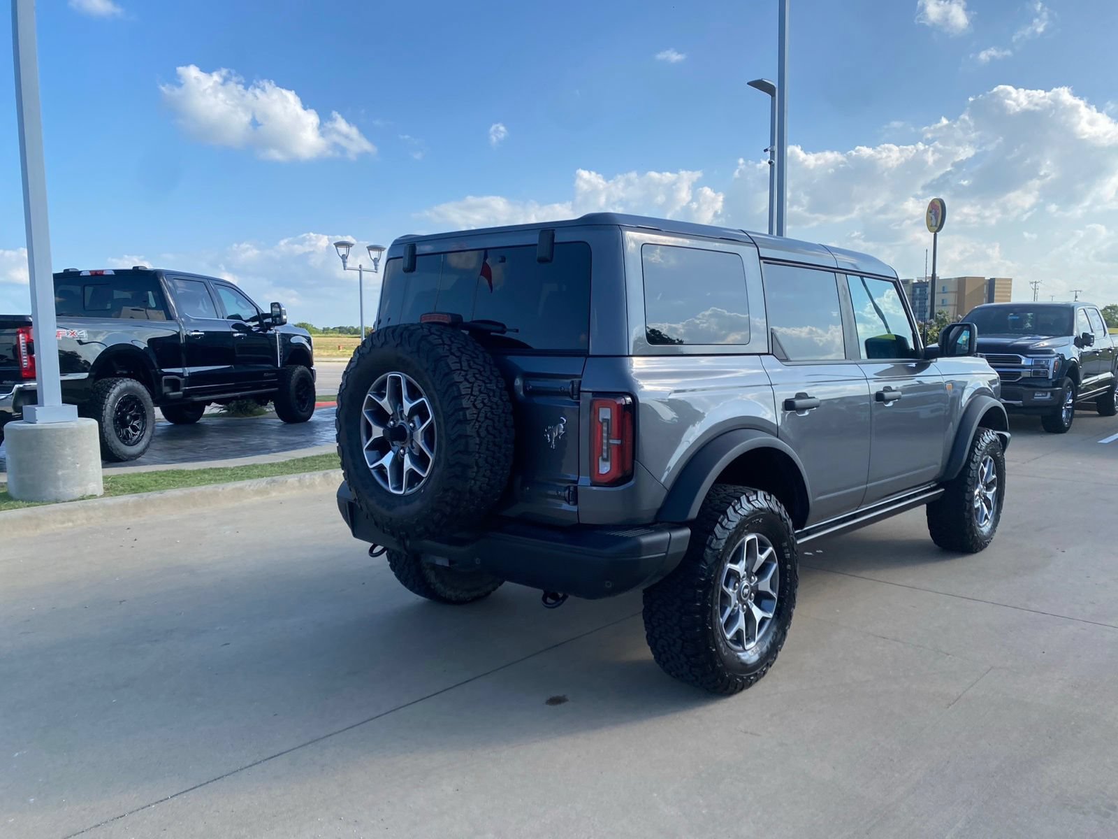 Certified 2025 Ford Bronco Badlands AWD/4WD image 5