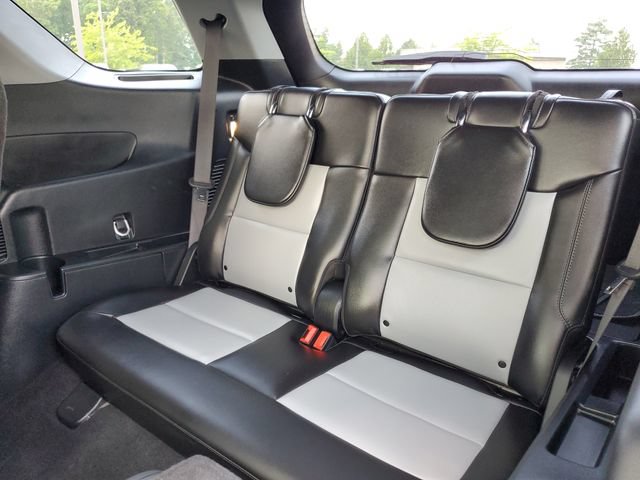Certified 2024 Ford Explorer XLT w/ Equipment Group 202A AWD/4WD image 35