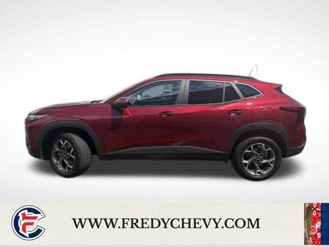 Used 2025 Chevrolet Trax LT w/ Driver Confidence Package FWD image 10