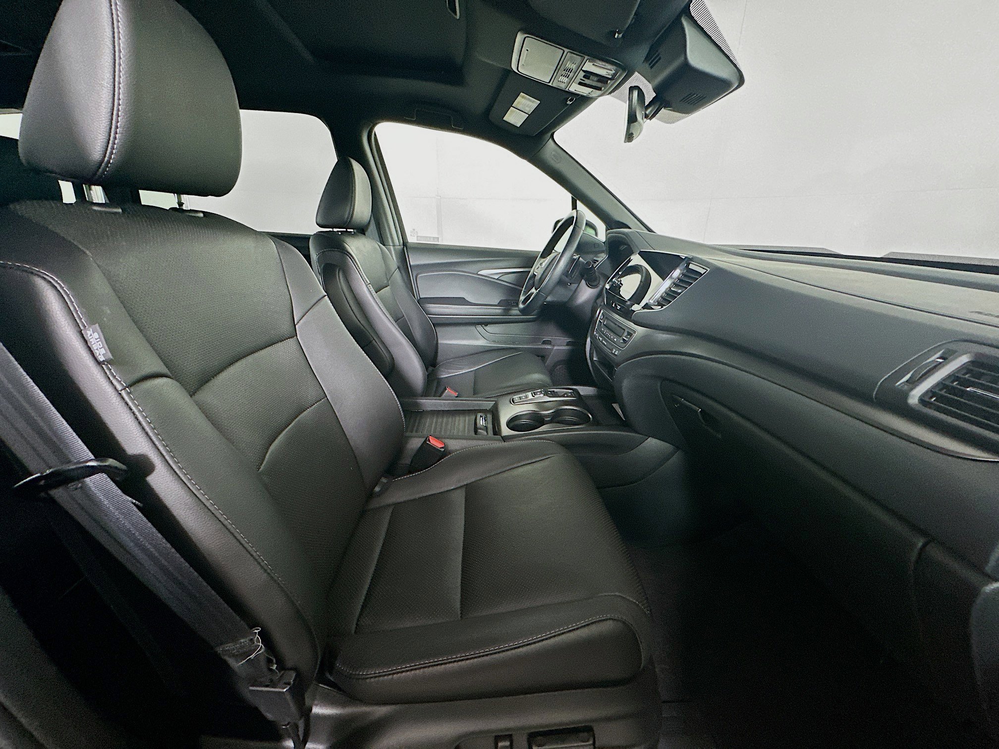 Used 2023 Honda Passport EX-L image 31