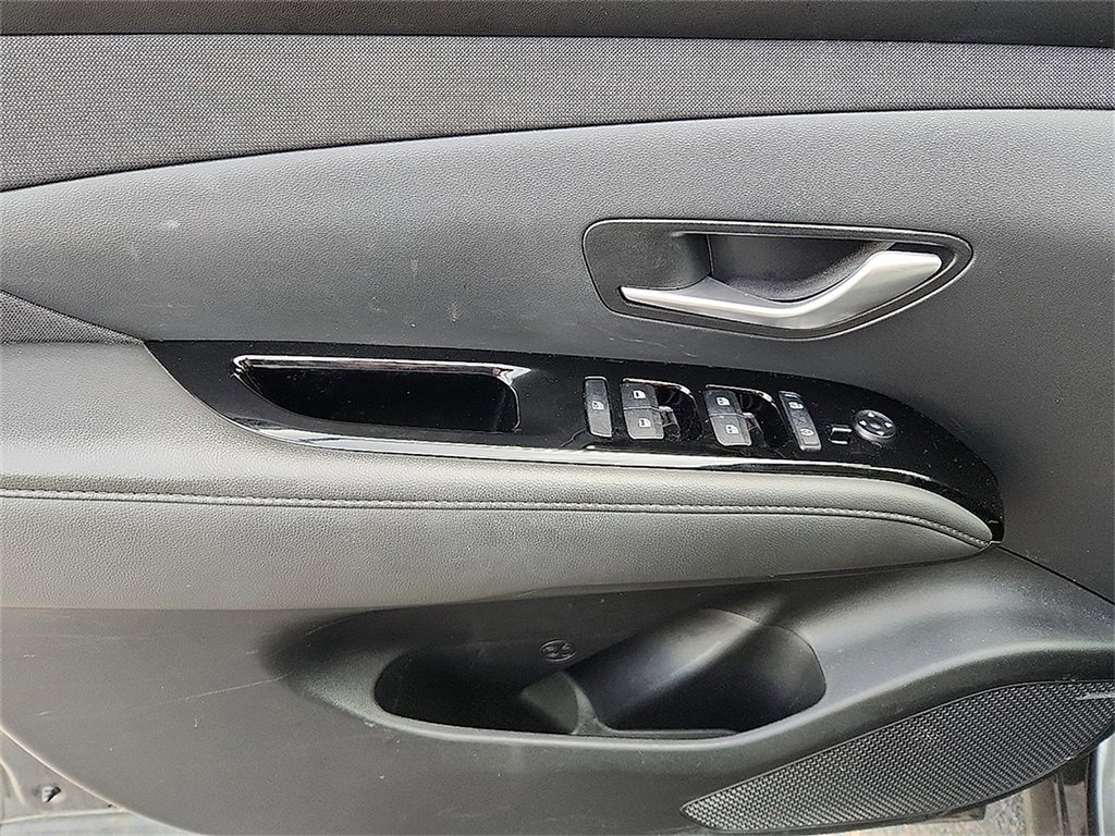 Used 2022 Hyundai Tucson Limited image 13