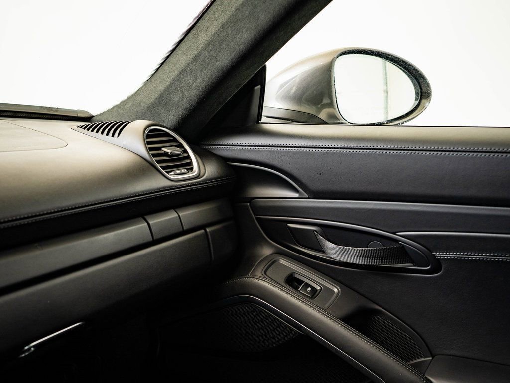 Certified 2023 Porsche 718 Cayman image 34