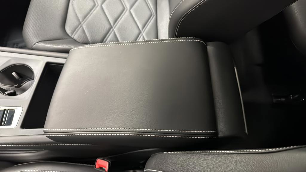 Used 2025 Volkswagen Atlas SE image 19