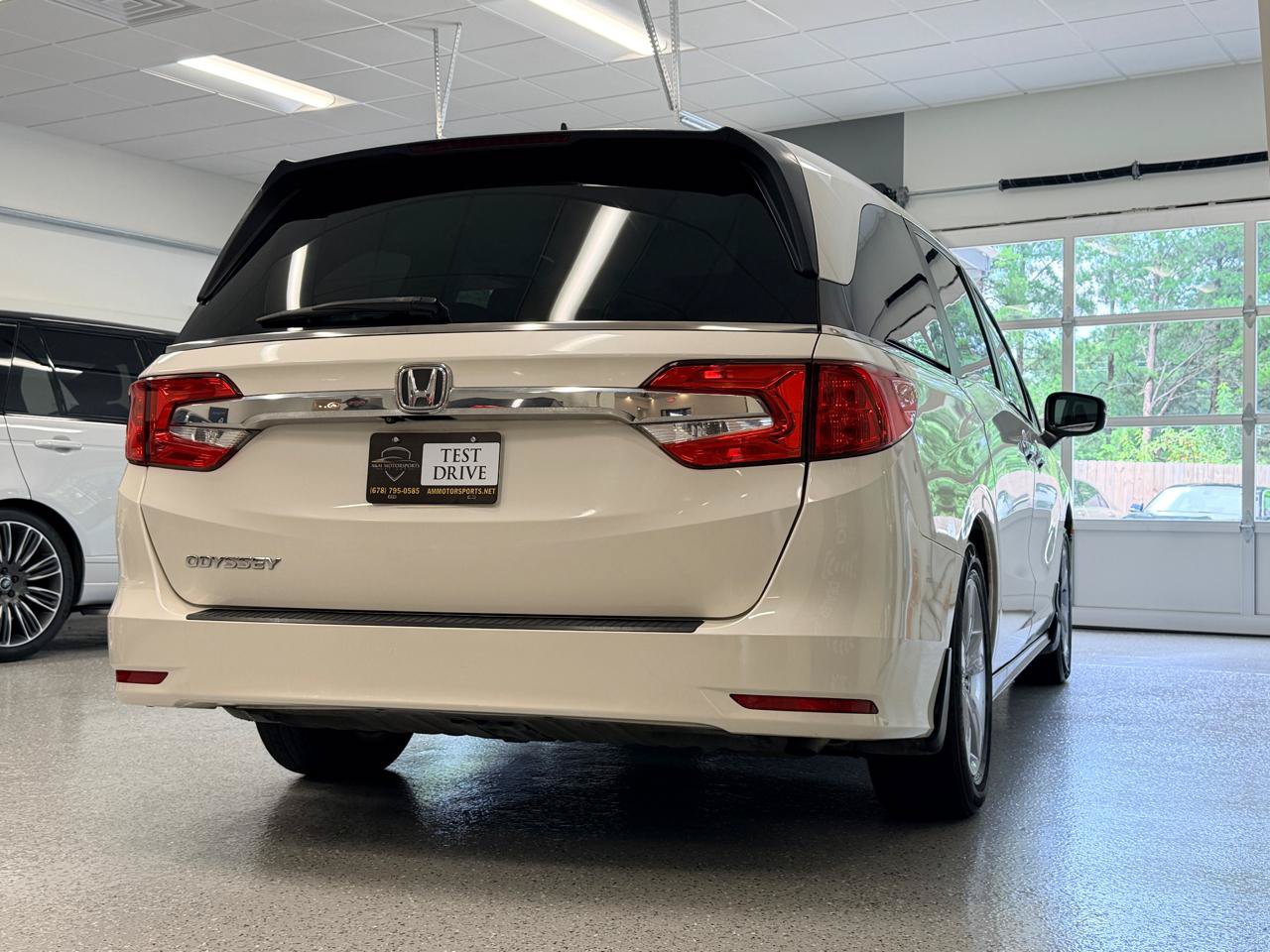 Used 2018 Honda Odyssey EX-L image 8