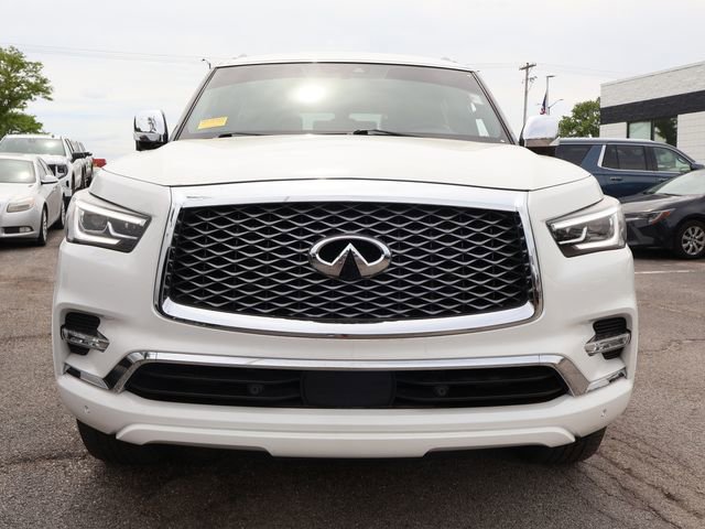 Used 2023 INFINITI QX80 Sensory w/ All-Season Package AWD/4WD image 2