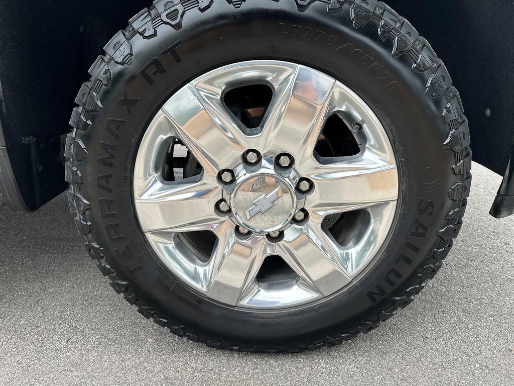 Used 2020 Chevrolet Silverado 3500 LTZ AWD/4WD image 15