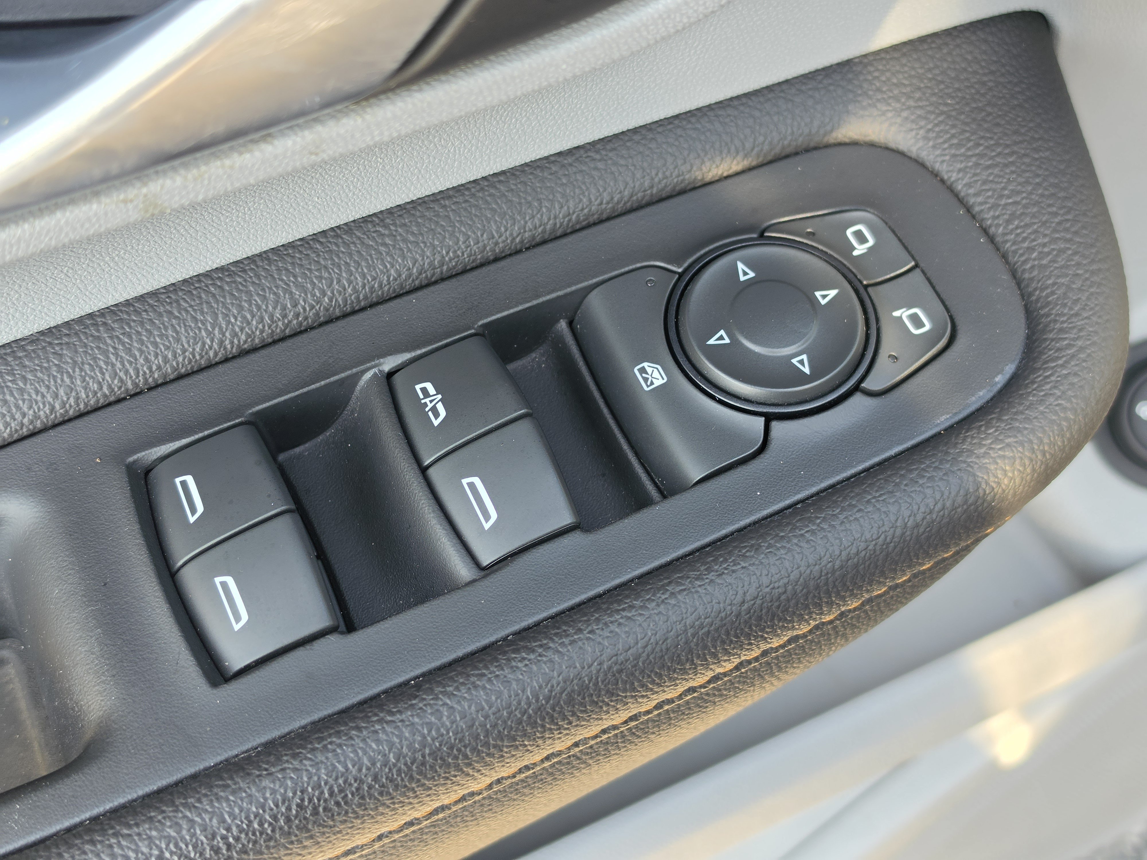 Used 2020 GMC Terrain SLT w/ Preferred Package FWD image 24