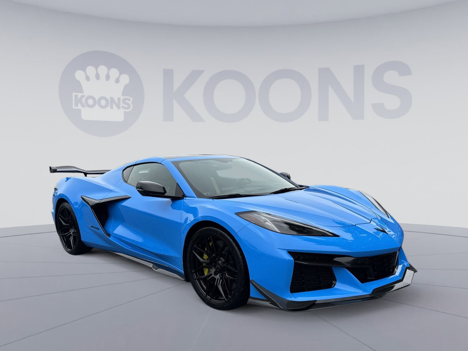 Used 2023 Chevrolet Corvette Z06 w/ Engine Appearance Package RWD image 18