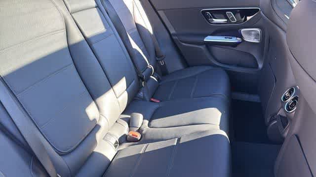 Used 2026 Mercedes-Benz GLC 300 4MATIC image 31
