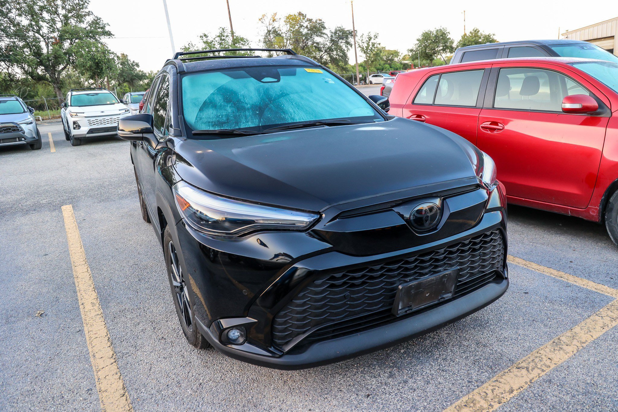 Certified 2025 Toyota Corolla Cross AWD Hybrid w/ Convenience Package image 4