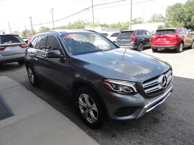 Used 2018 Mercedes-Benz GLC 300 4MATIC w/ Premium Package image 6