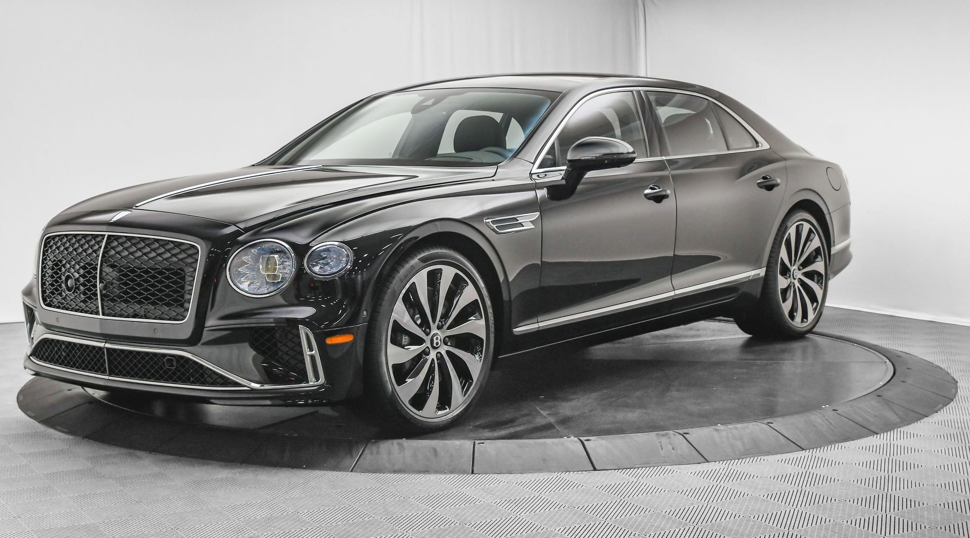 New 2026 Bentley Flying Spur Plug-In Hybrid AWD/4WD image 8