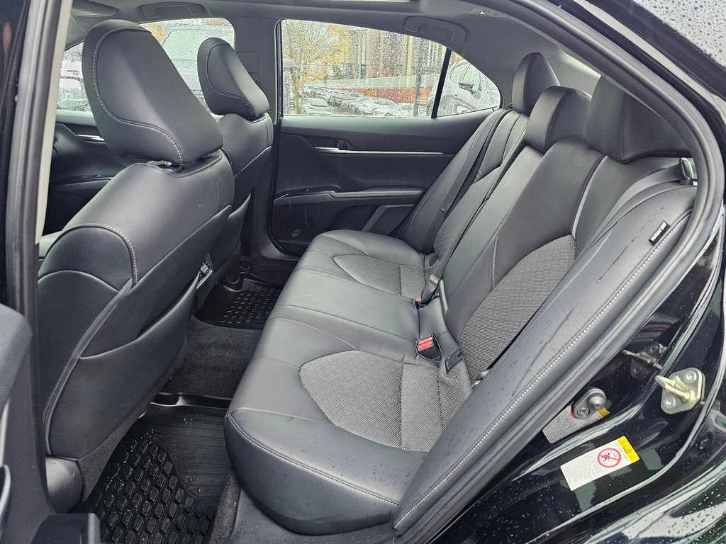 Used 2019 Toyota Camry XSE image 23