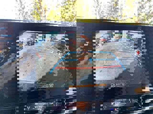 New 2026 Toyota Sienna XLE image 22